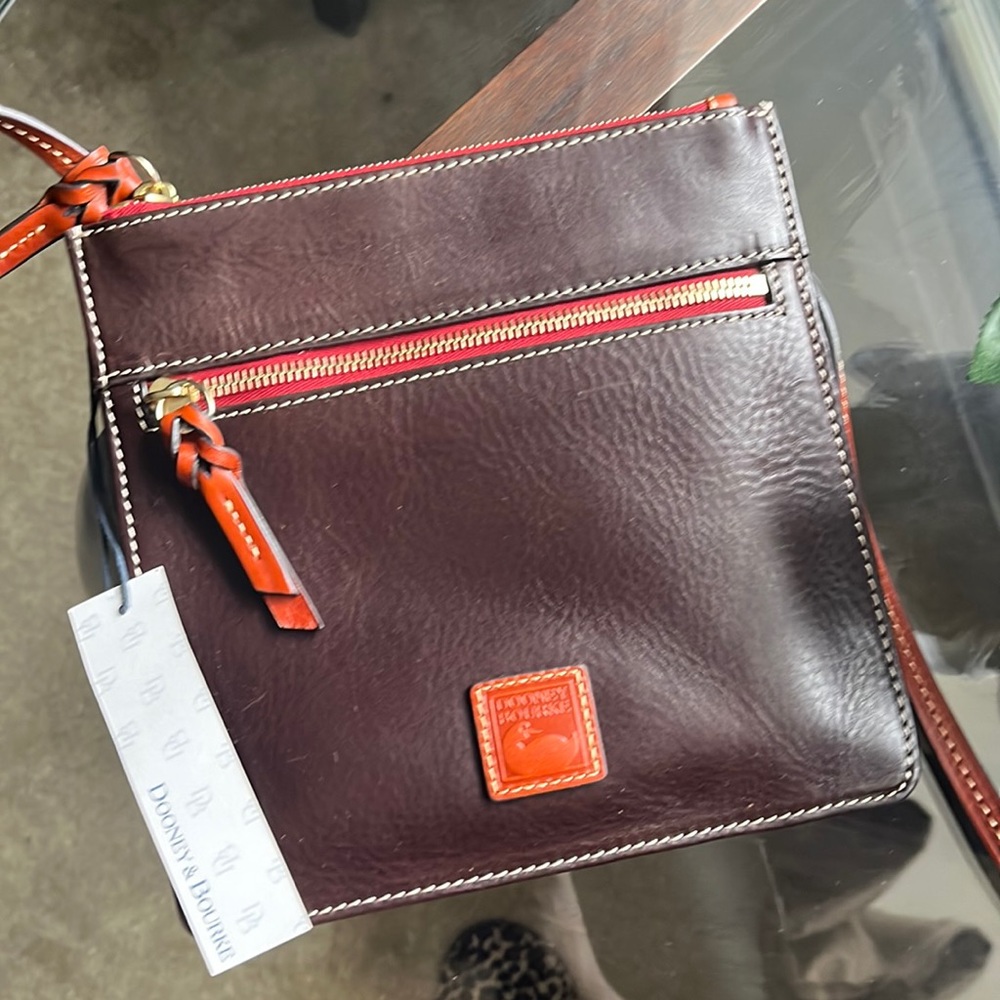 DOONEY & BOURKE! NWT CHOCOLATE BROWN Double zipper Crossbody